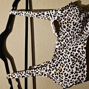 Xhilaration Leopard Print Bikini Top Size Large